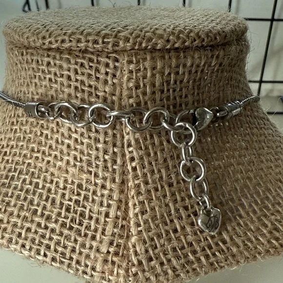 New Brighton Central Park Silver Scroll Halo Pendent Necklace - Picture 3 of 4